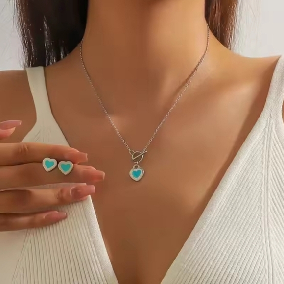 Anthropologie Jewelry - Luxury Silver Heart Necklace and Earring Set